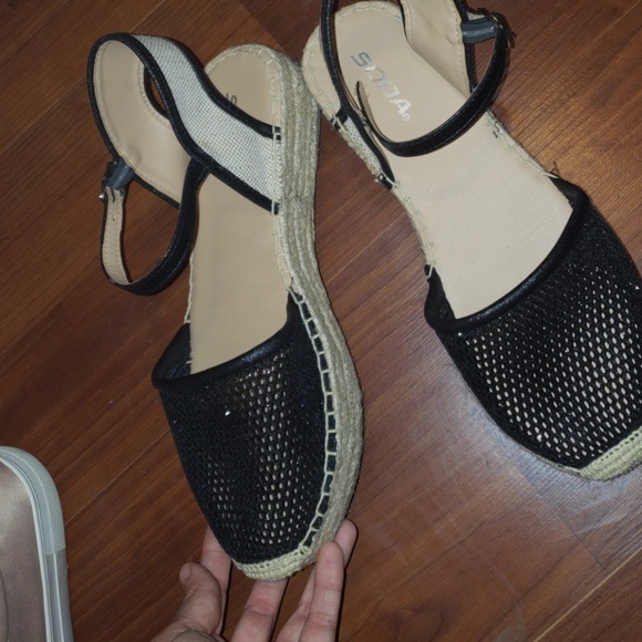 Soda platform flats - Picture 3 of 4